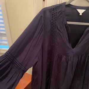 Crown & Ivy Navy Top 2x NWT